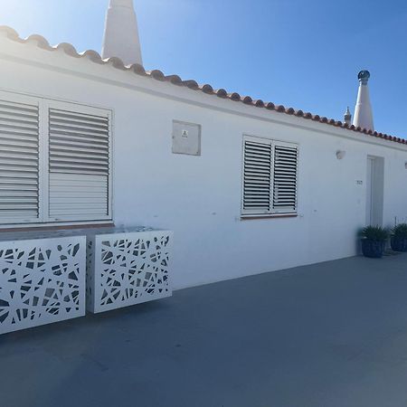 Penthouse S.Jorge Seaview T4 Apartamento Quarteira Exterior foto