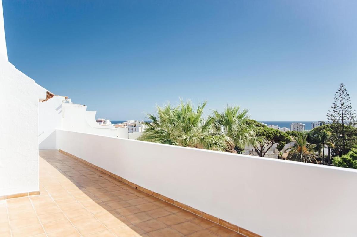 Penthouse S.Jorge Seaview T4 Apartamento Quarteira Exterior foto