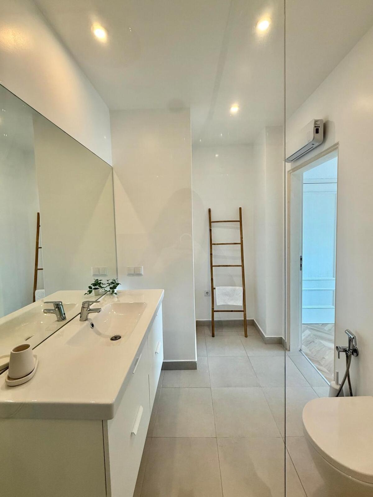 Penthouse S.Jorge Seaview T4 Apartamento Quarteira Exterior foto